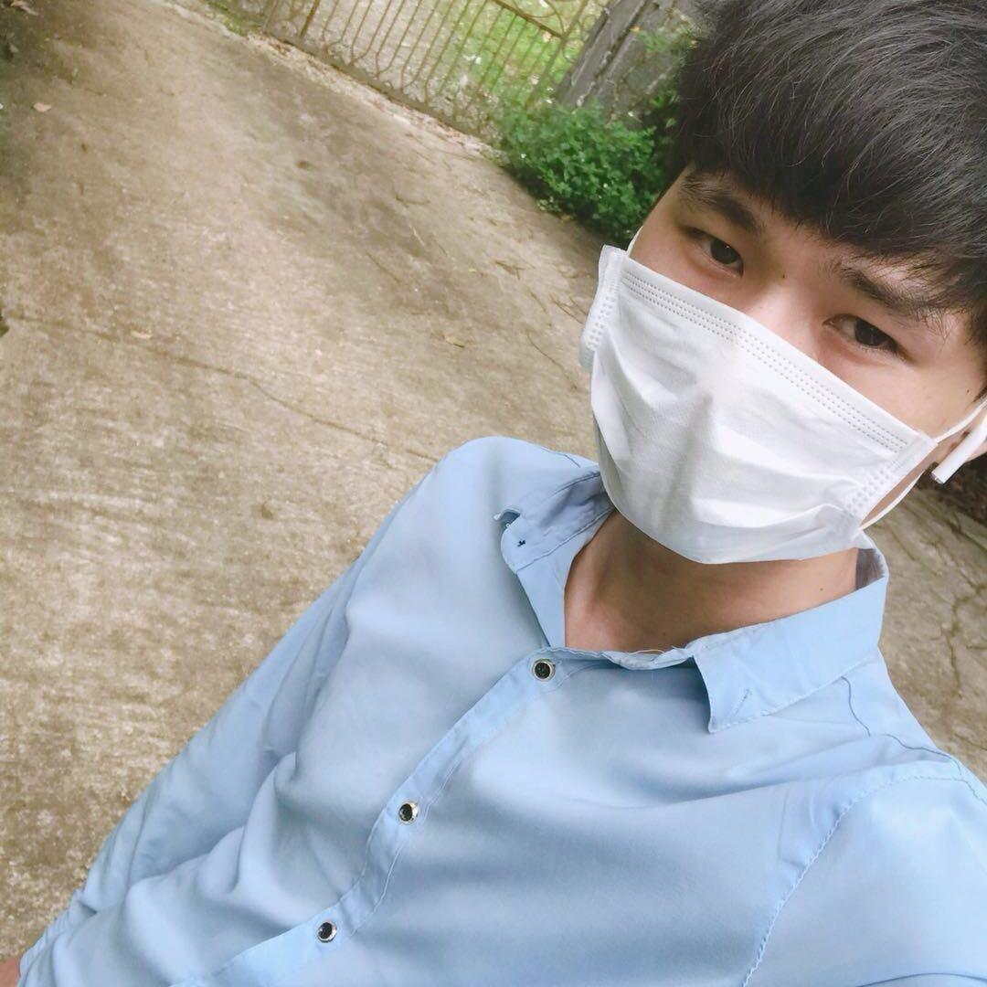 莫言。