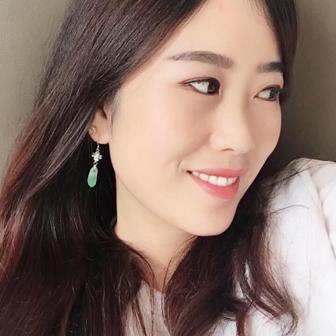 莉莉