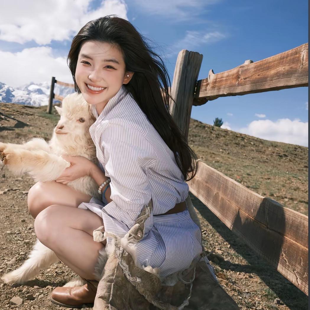 自信的小美