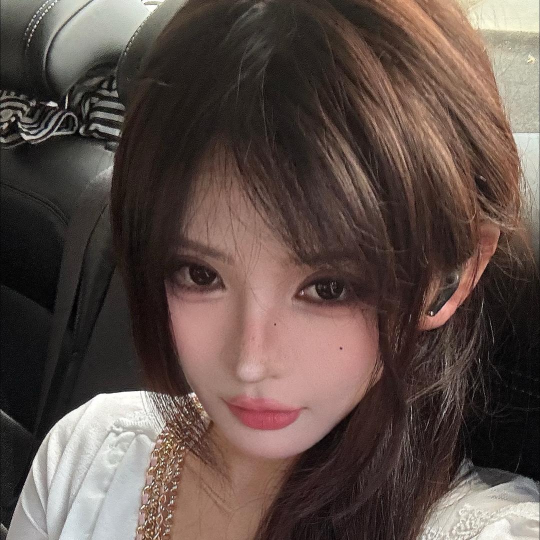 全彩英