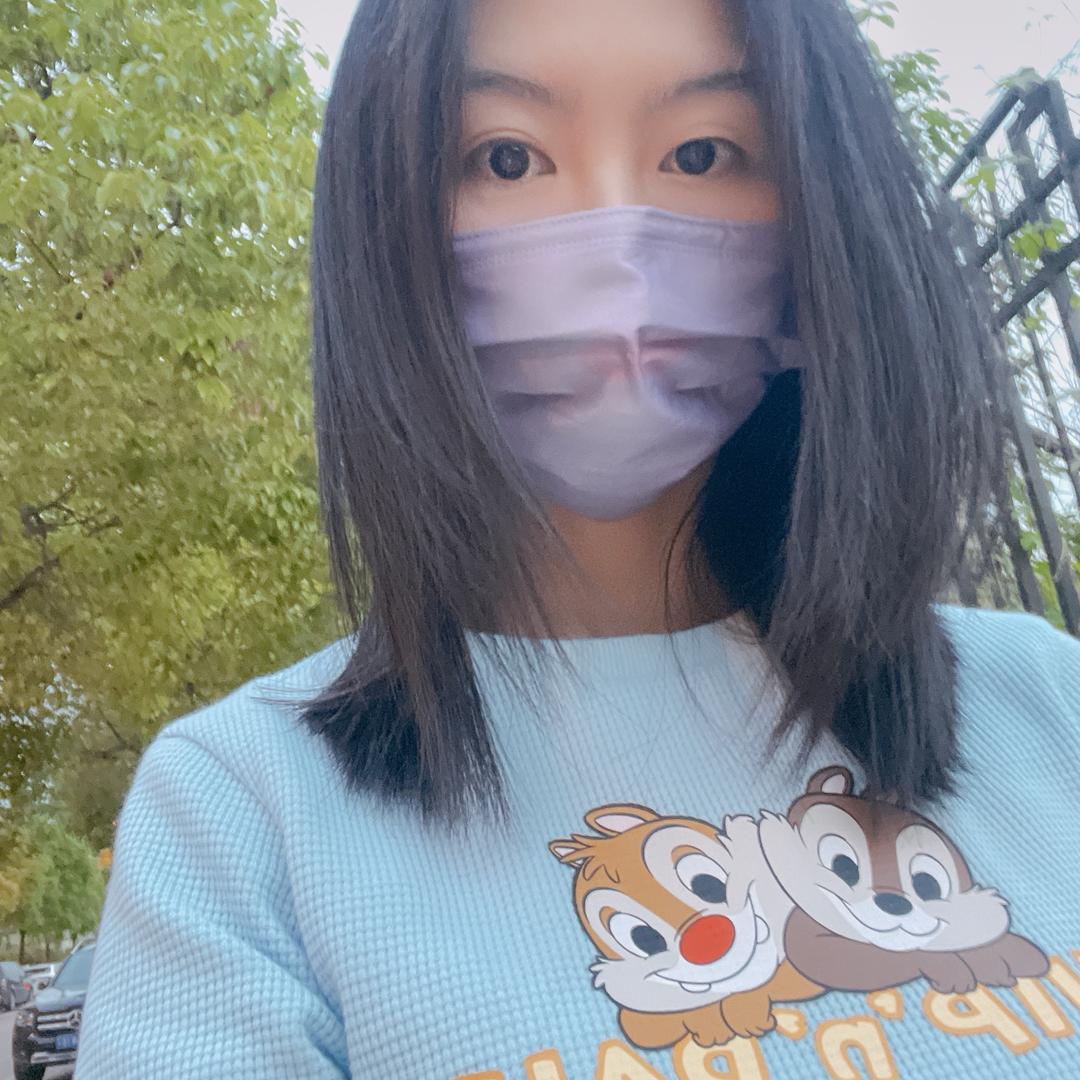 解放公园路少女