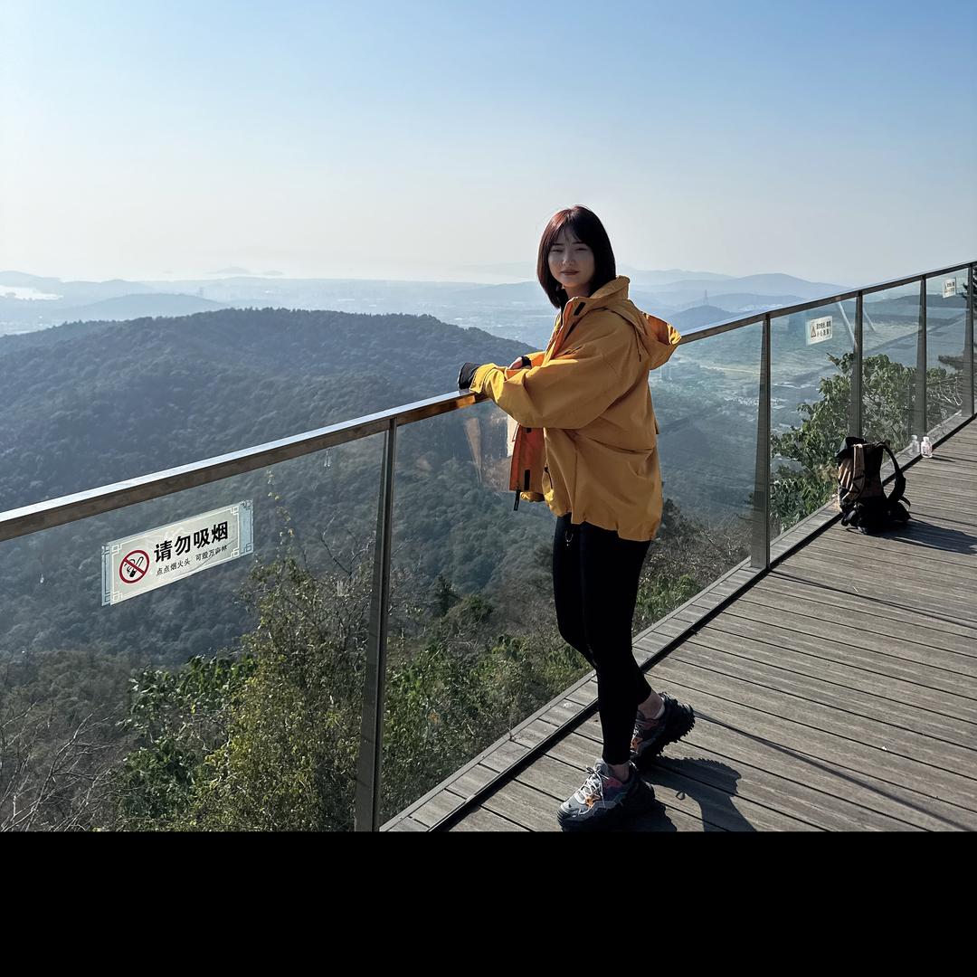 鲍小姐