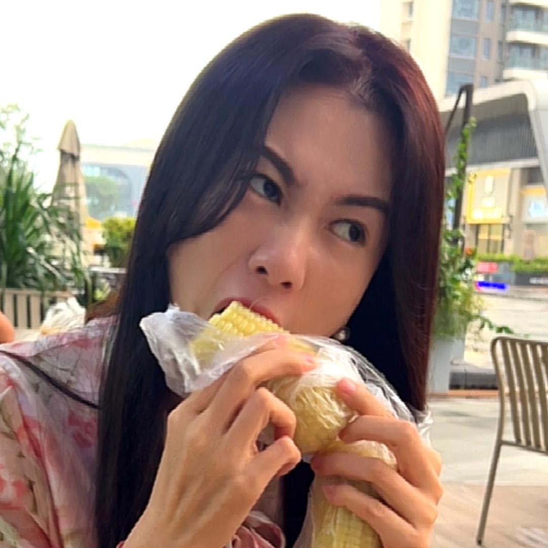 哲子烧烤（小晶）