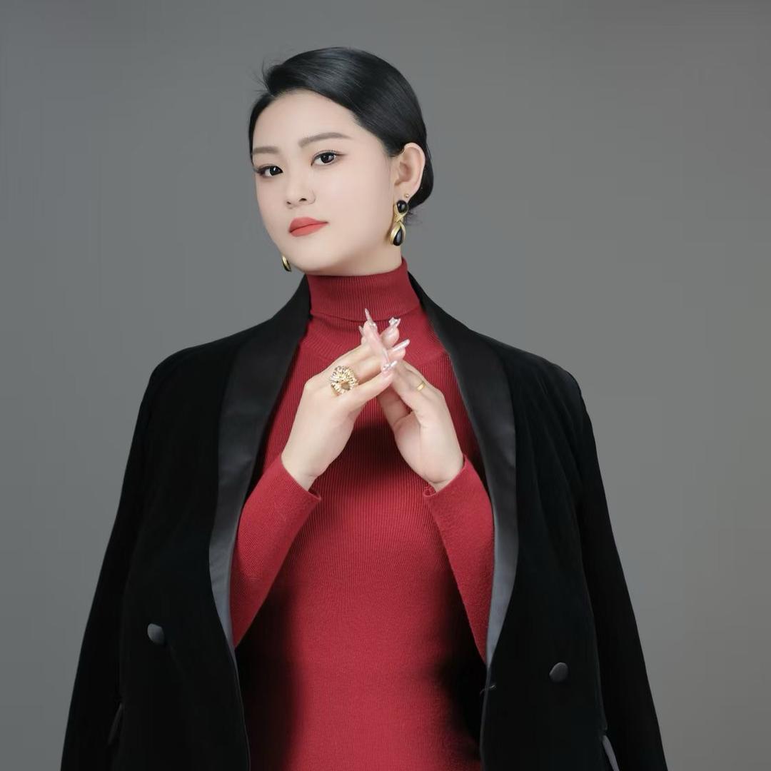 90后三宝妈妈