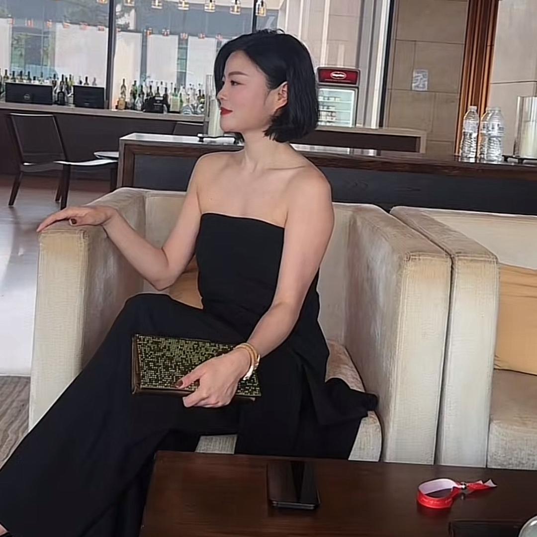 老谭私服（气质女人穿搭）