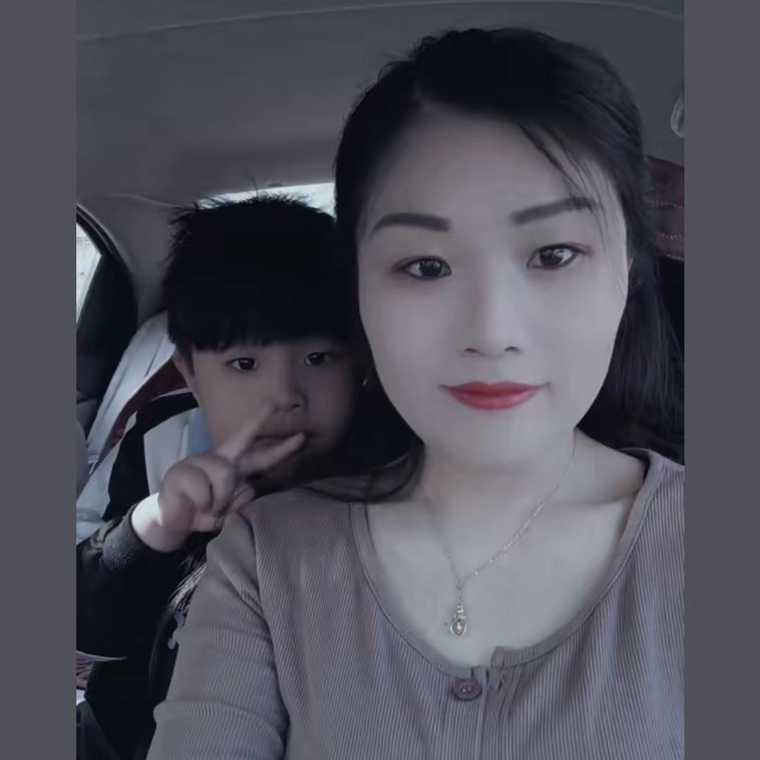 映雪儿