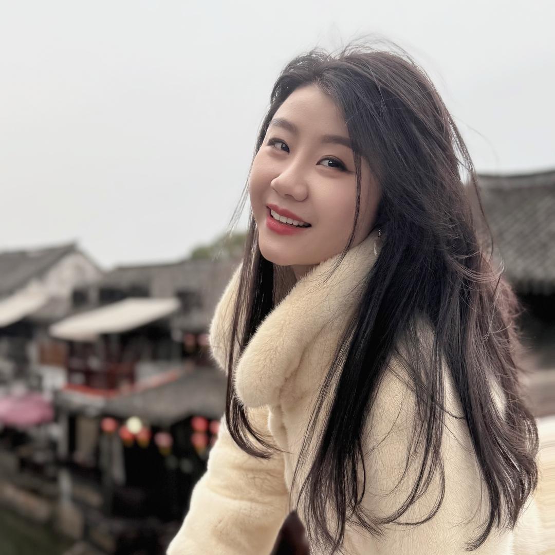 黄梅戏演员杨舒星
