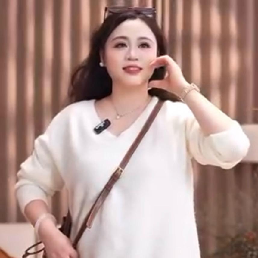 130斤的老板娘（小个子）