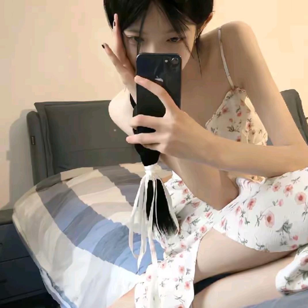 呆呆^