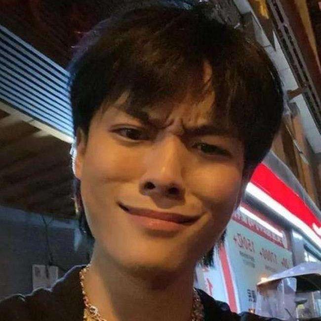 王小团逛吃淄博