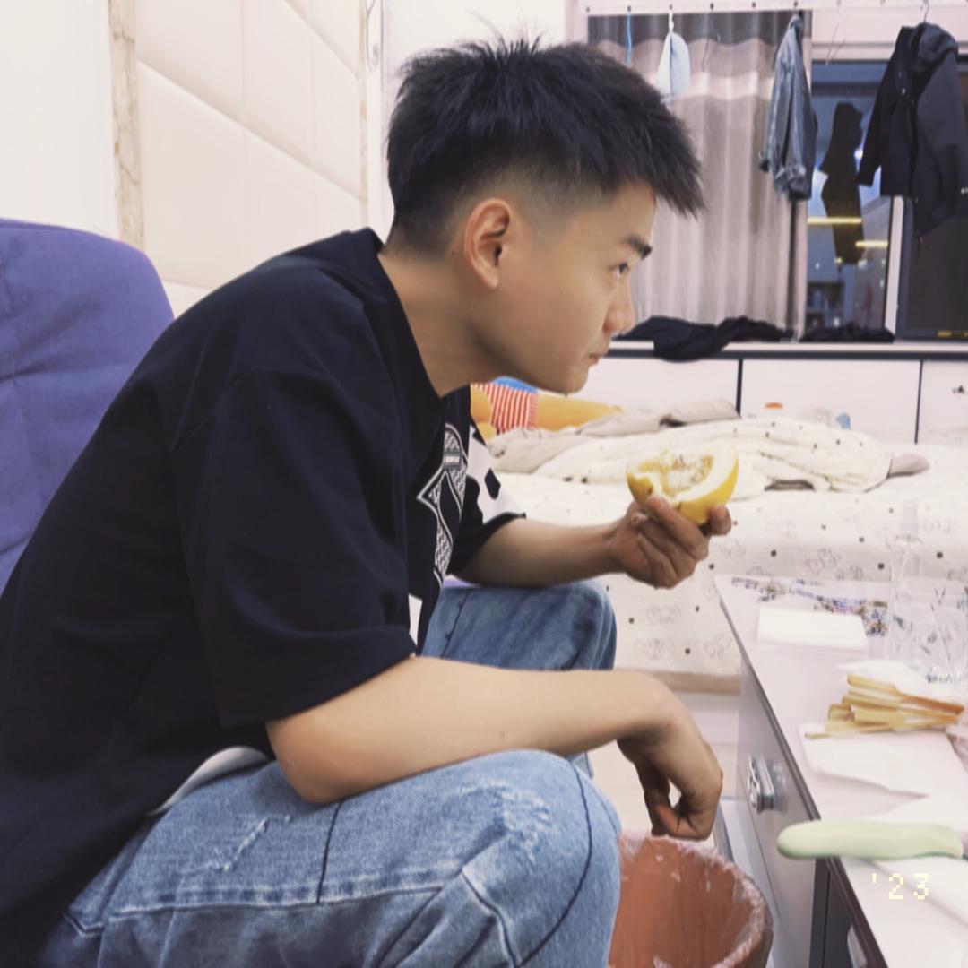 高小四
