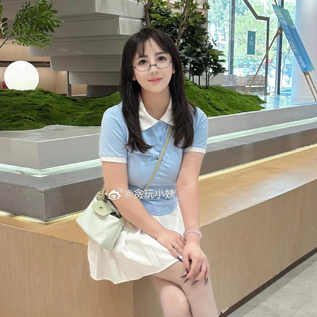 贪玩小姨的朋友圈