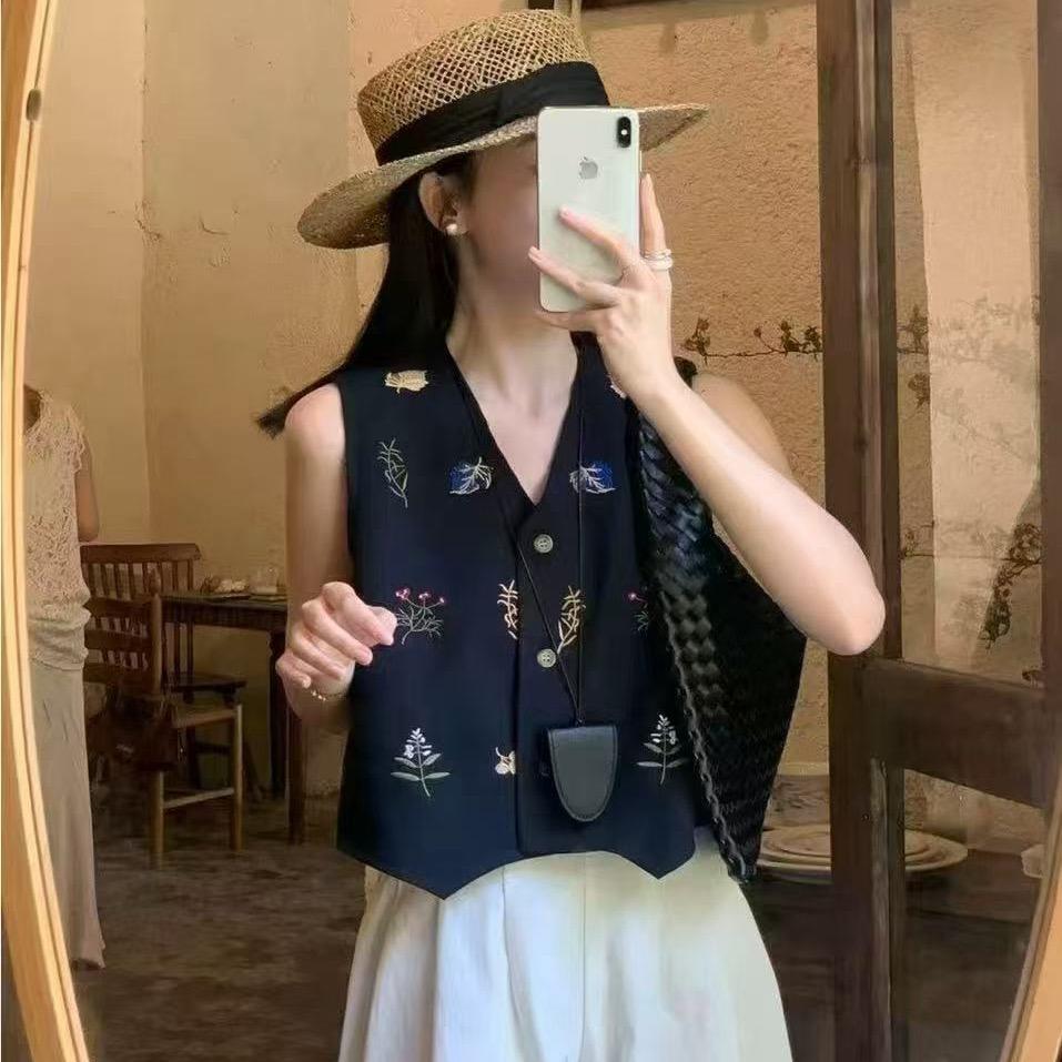 诗序女装店
