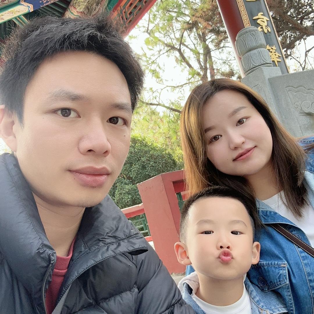 陈林在武汉回收二手地板