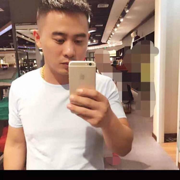 刚刚