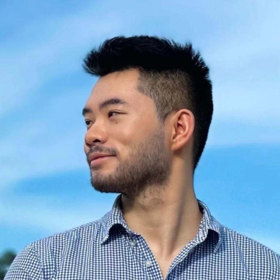 踩到尾巴痛死了