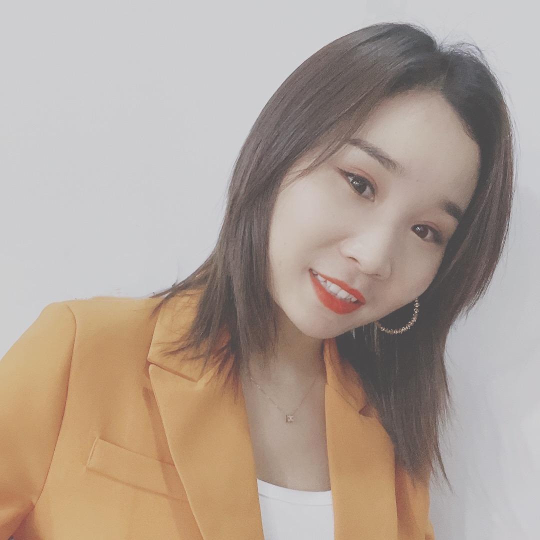 美咖倩倩-小丽老师爱做眉毛❤️