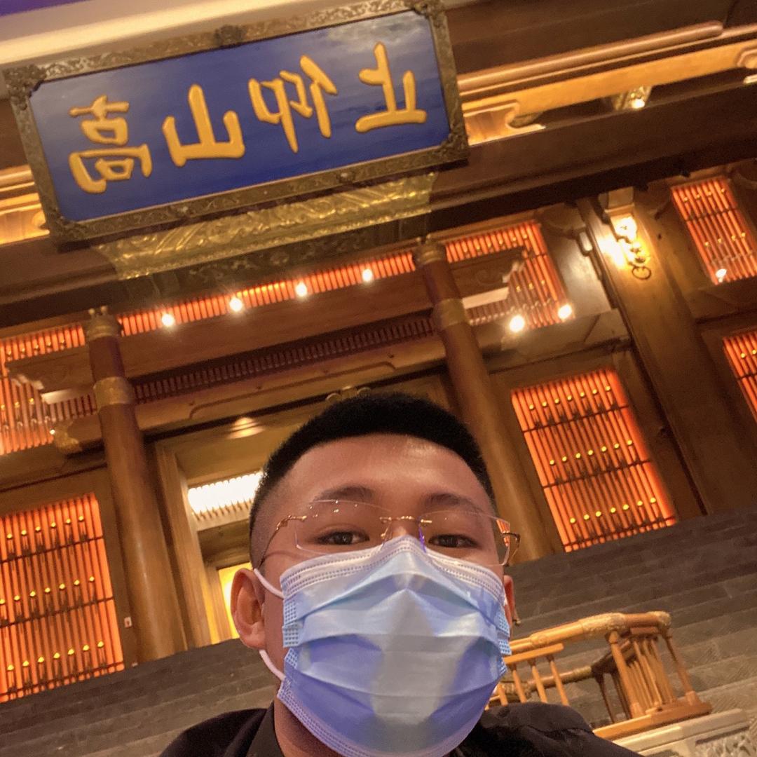 梁大大大