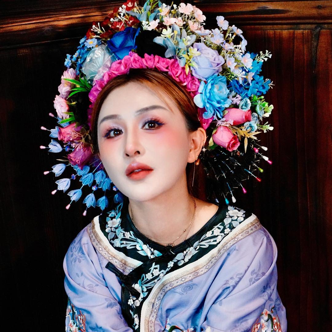 轻云簪花