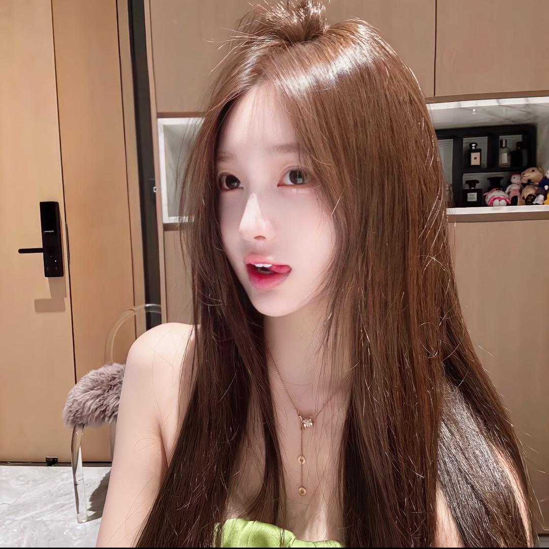 掉了一颗虎牙