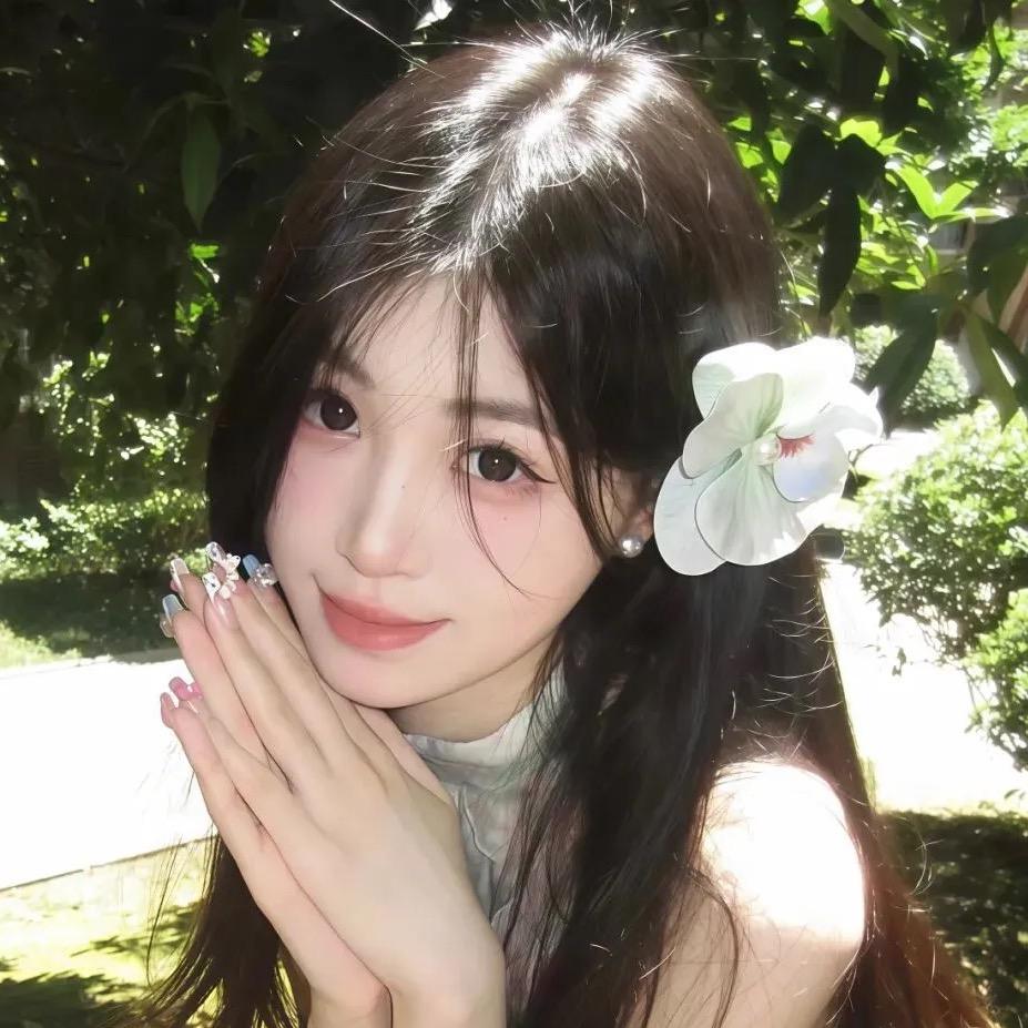 喜欢穿搭的小谢