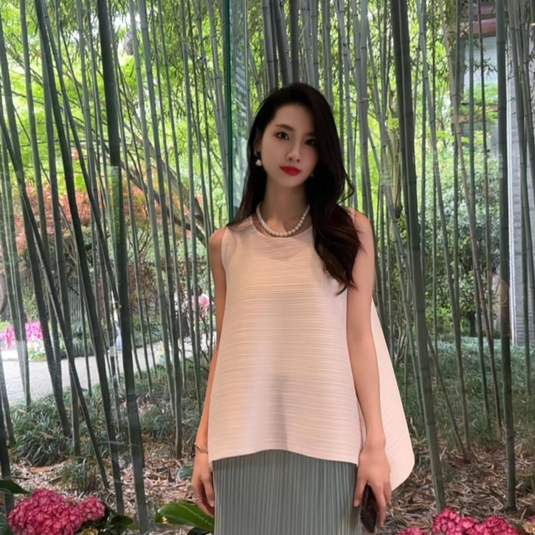 深圳任依丝服饰