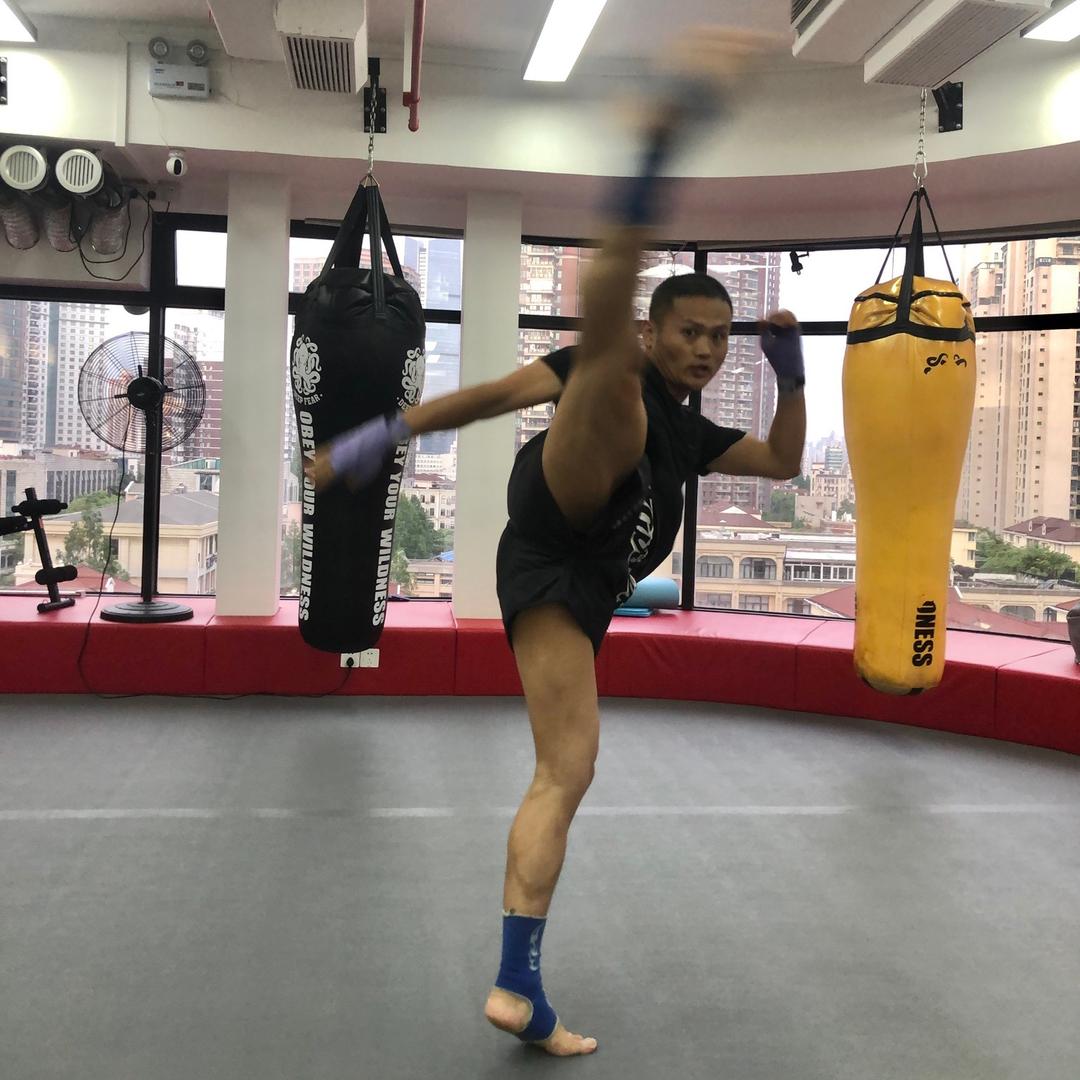 策哥爱打拳
