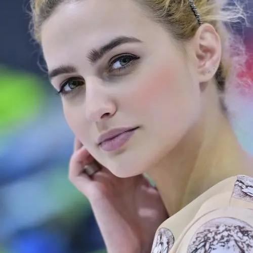 伊娃捷琳娜官方号