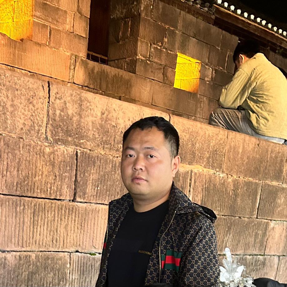 丹尼尔