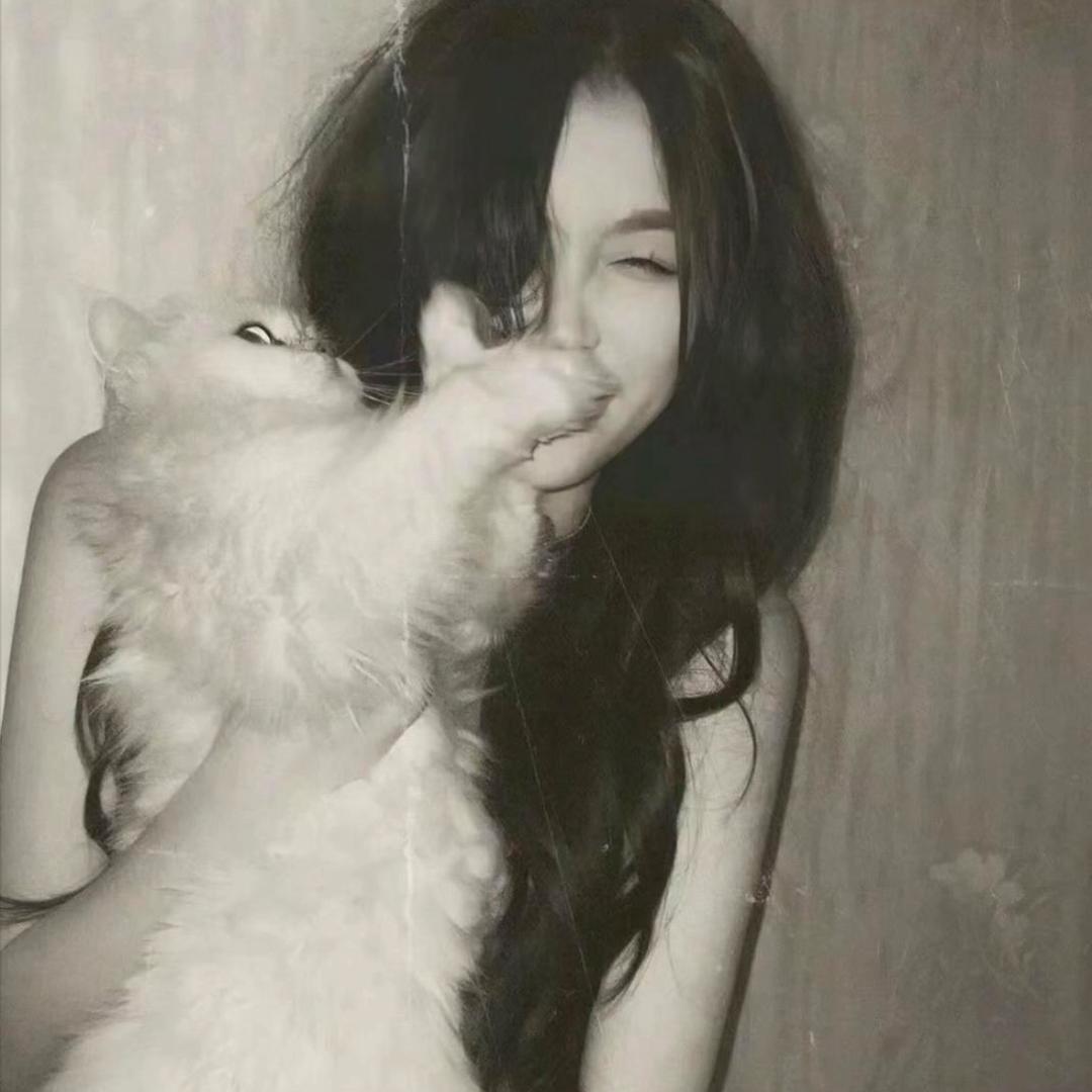美女不信儿豁
