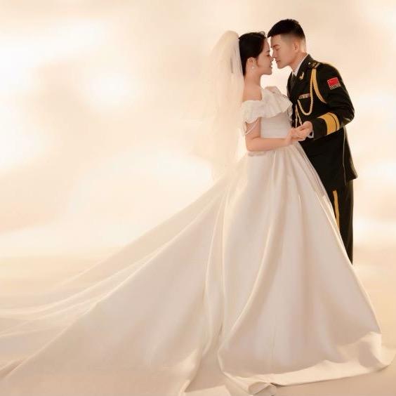 是亭亭吖🇨🇳🇨🇳