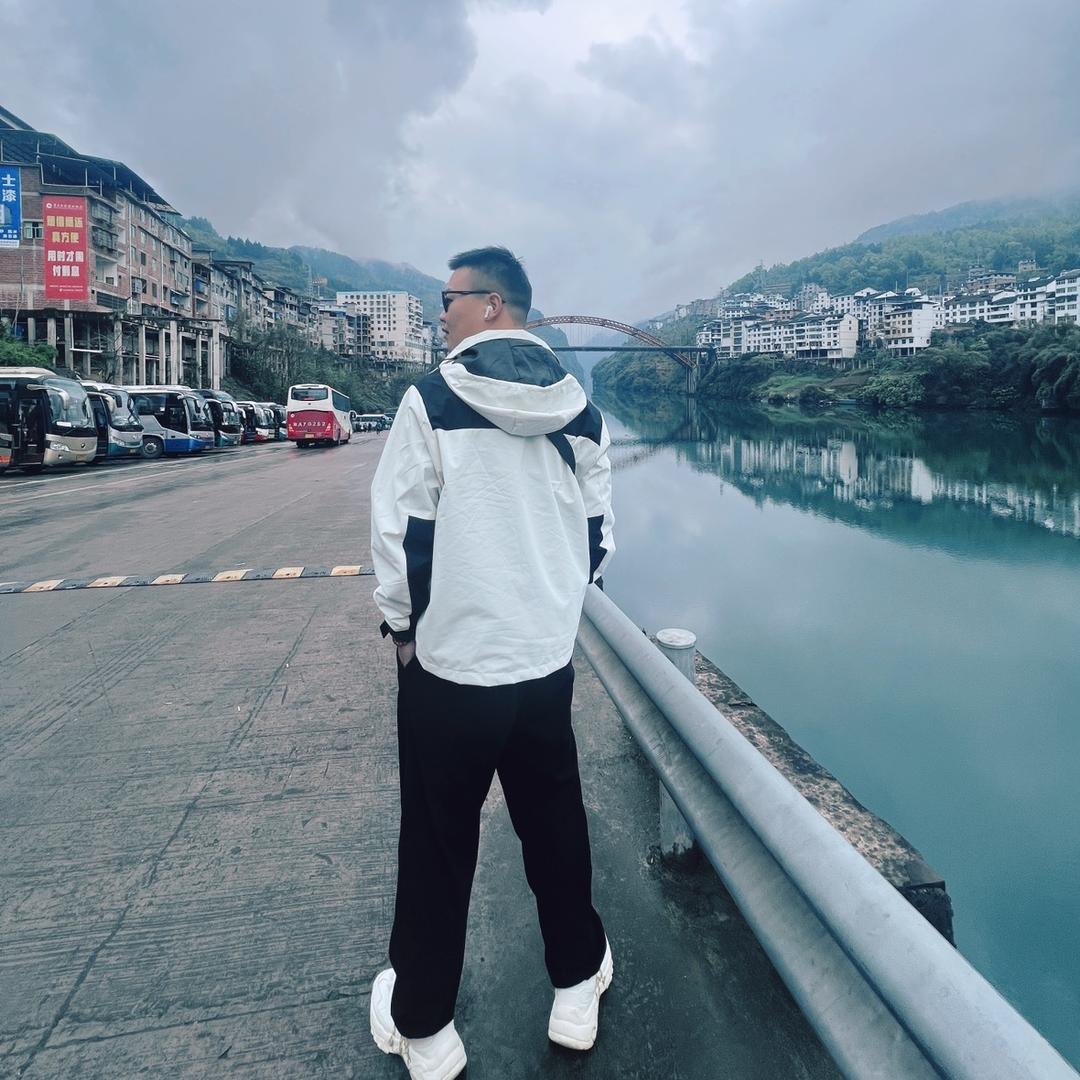 一颗李子丶🌰