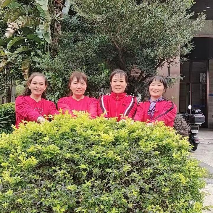 刘玲