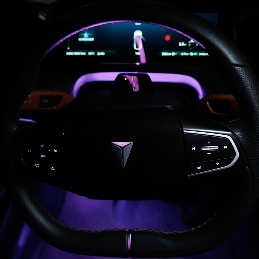 小艺（深蓝改装）