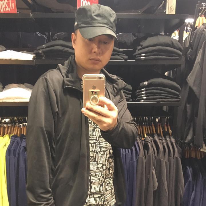 龙哥在东京