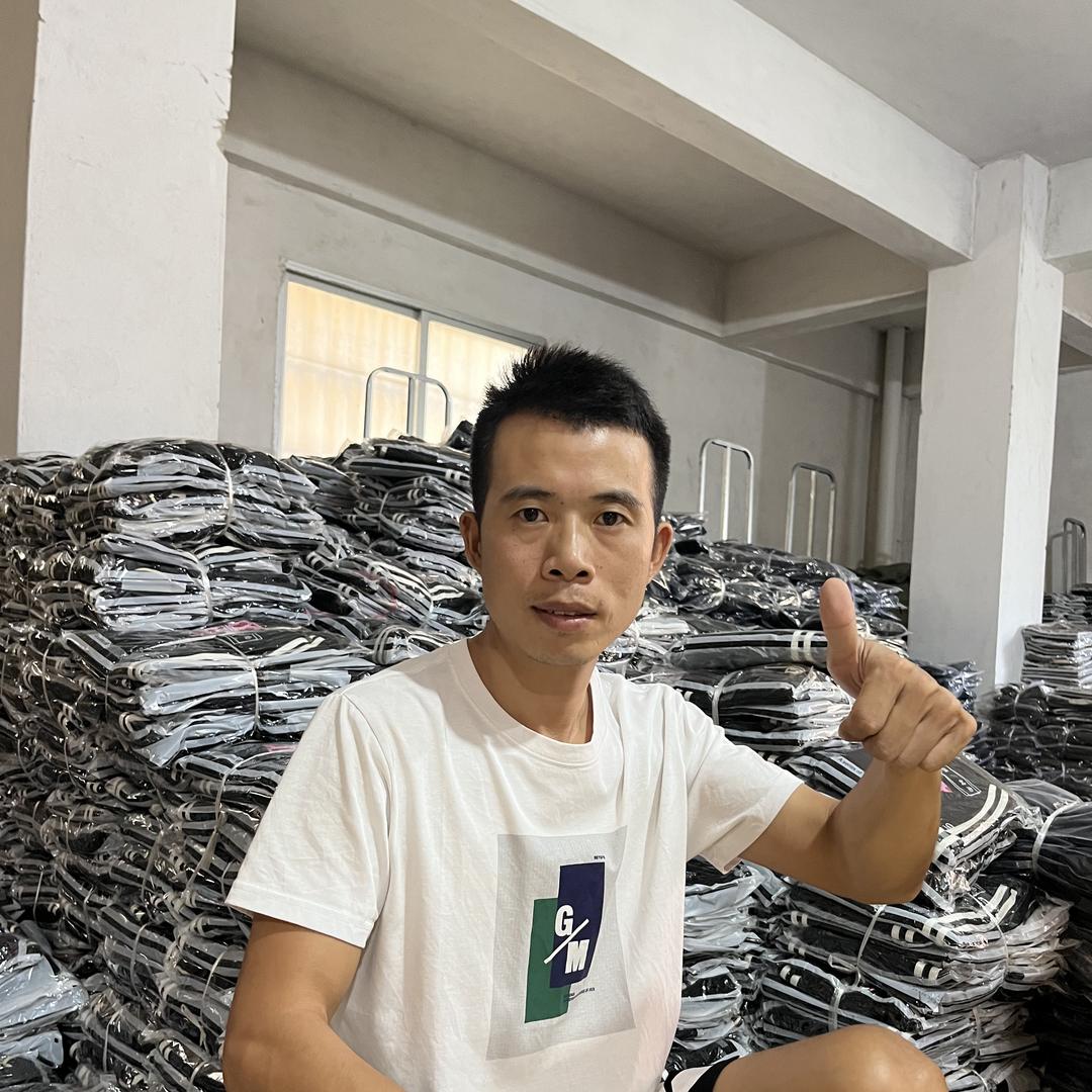 广州阿辉服装批发
