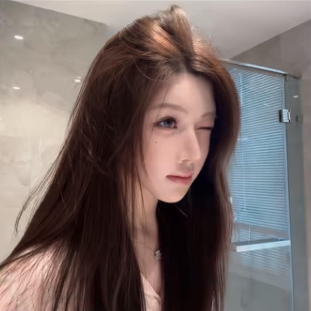 Cc欣-