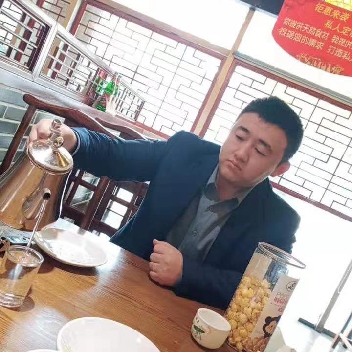 韩黎明。