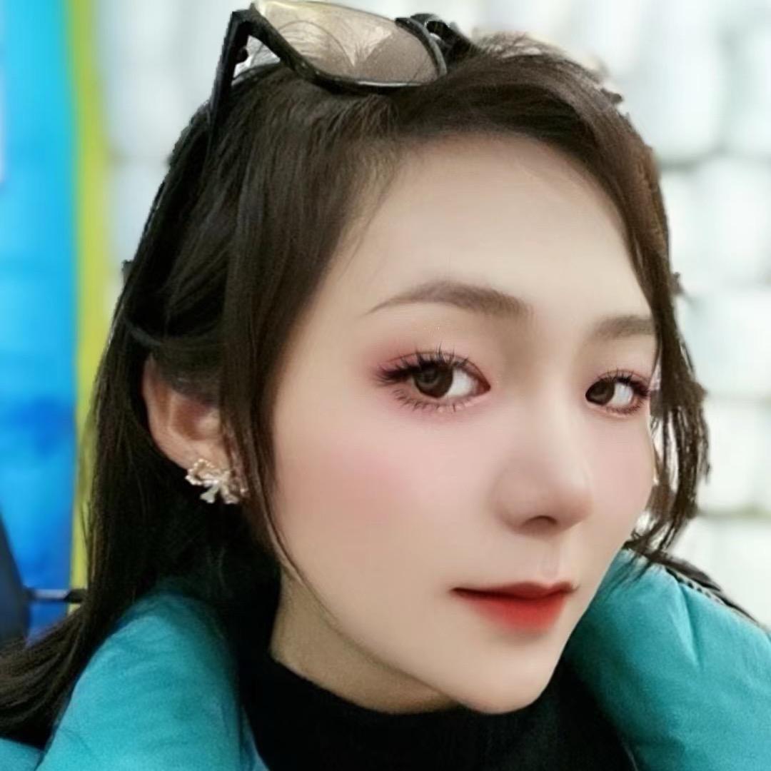 南宁婚礼跟妆师｜LiLi
