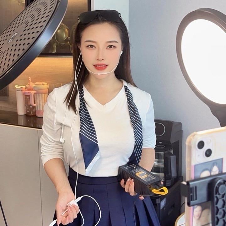 丽华🎙️(首播筹备中)