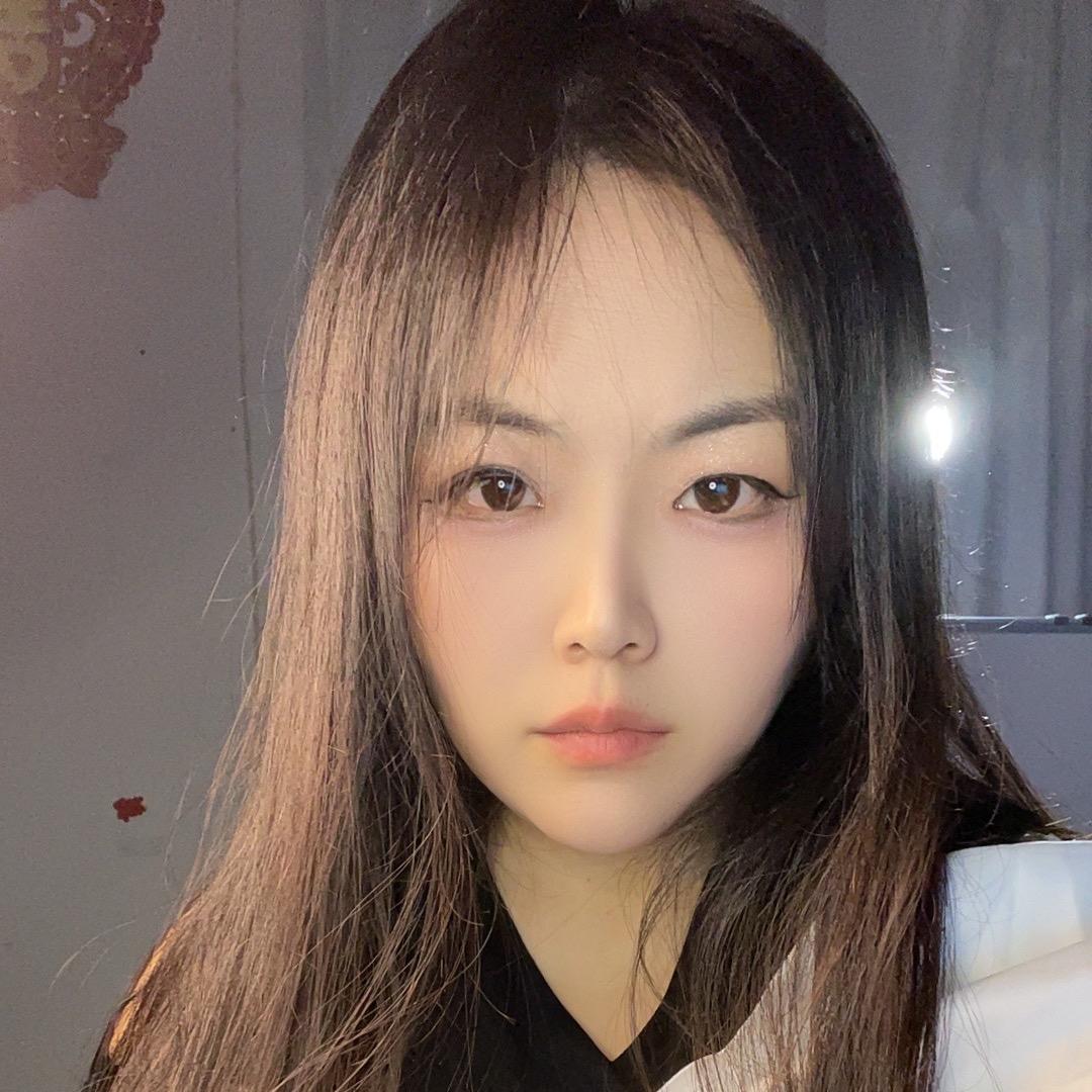 牛不二（正经老师）