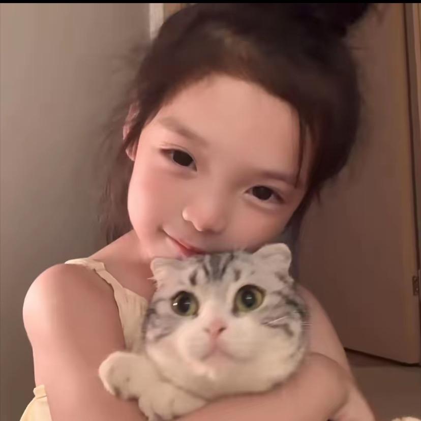 女主