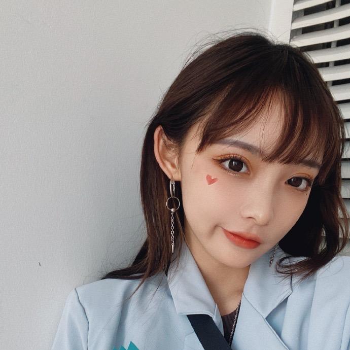 脆桃啵啵