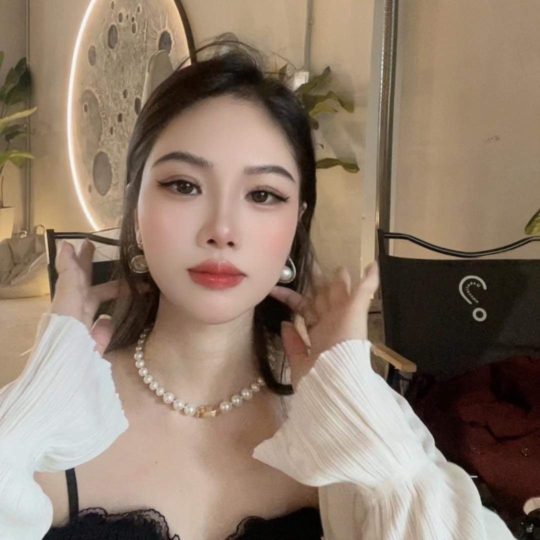 Blingsister
