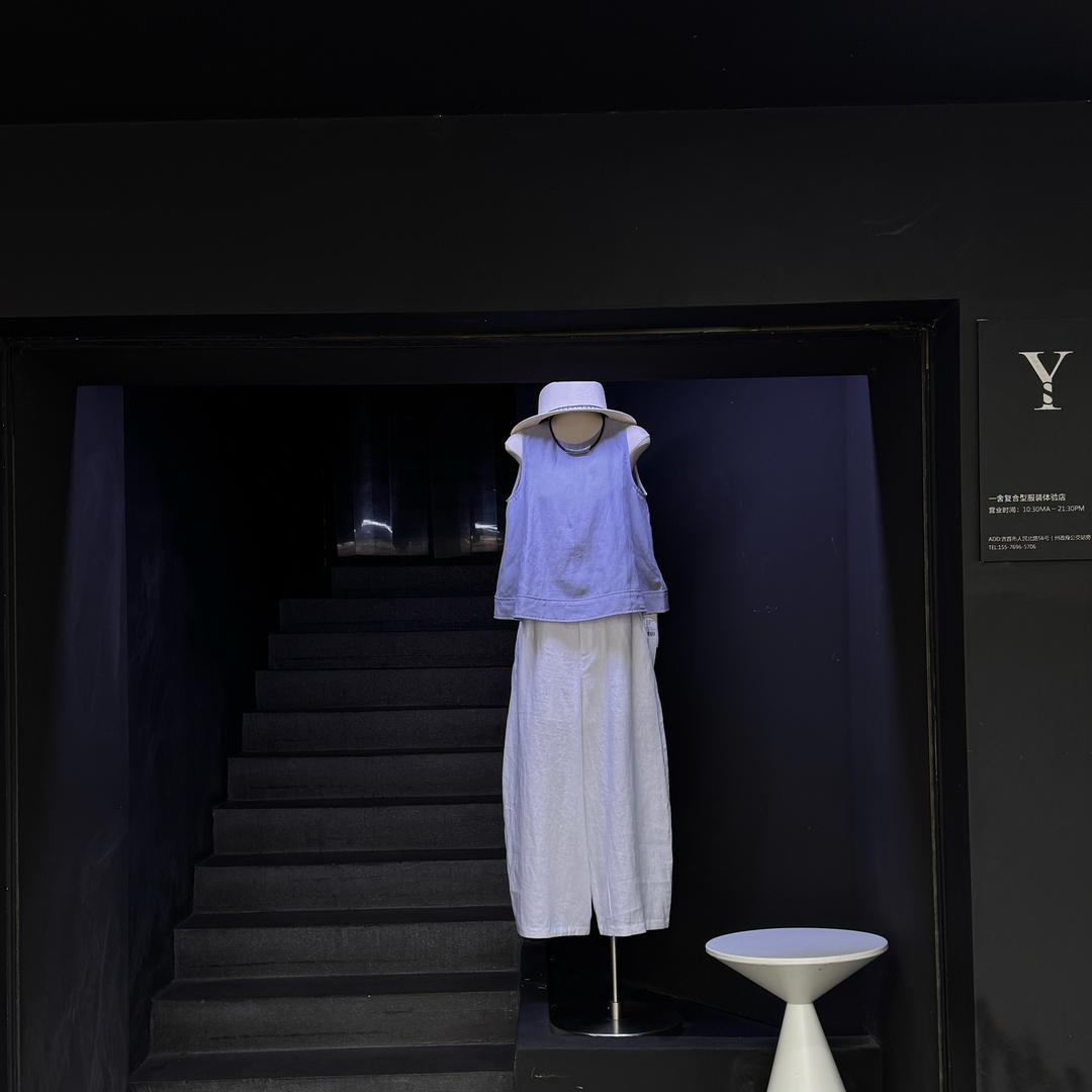 吉首市一舍复合型服装店