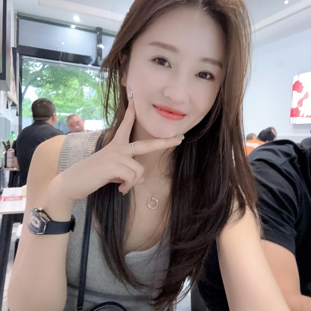 佩佩直播返场视频主号