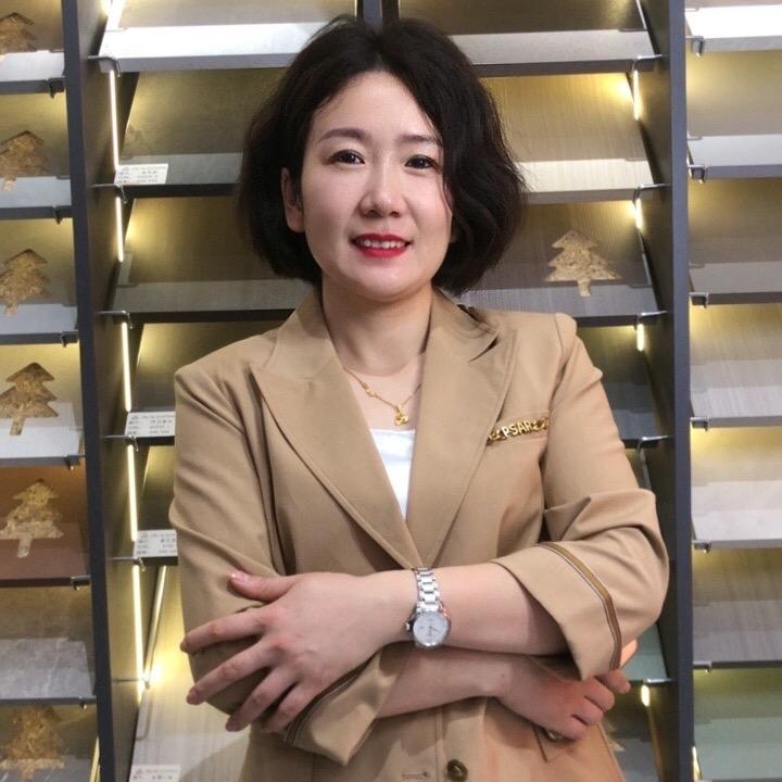 喜姐一达奇雅晶钢门厂家