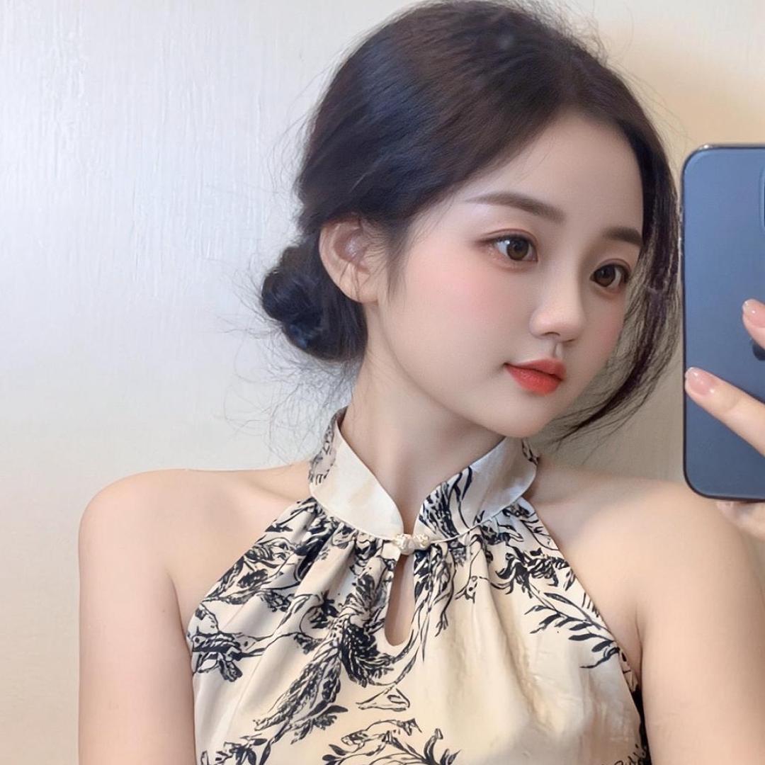 张露 Lu Zhang