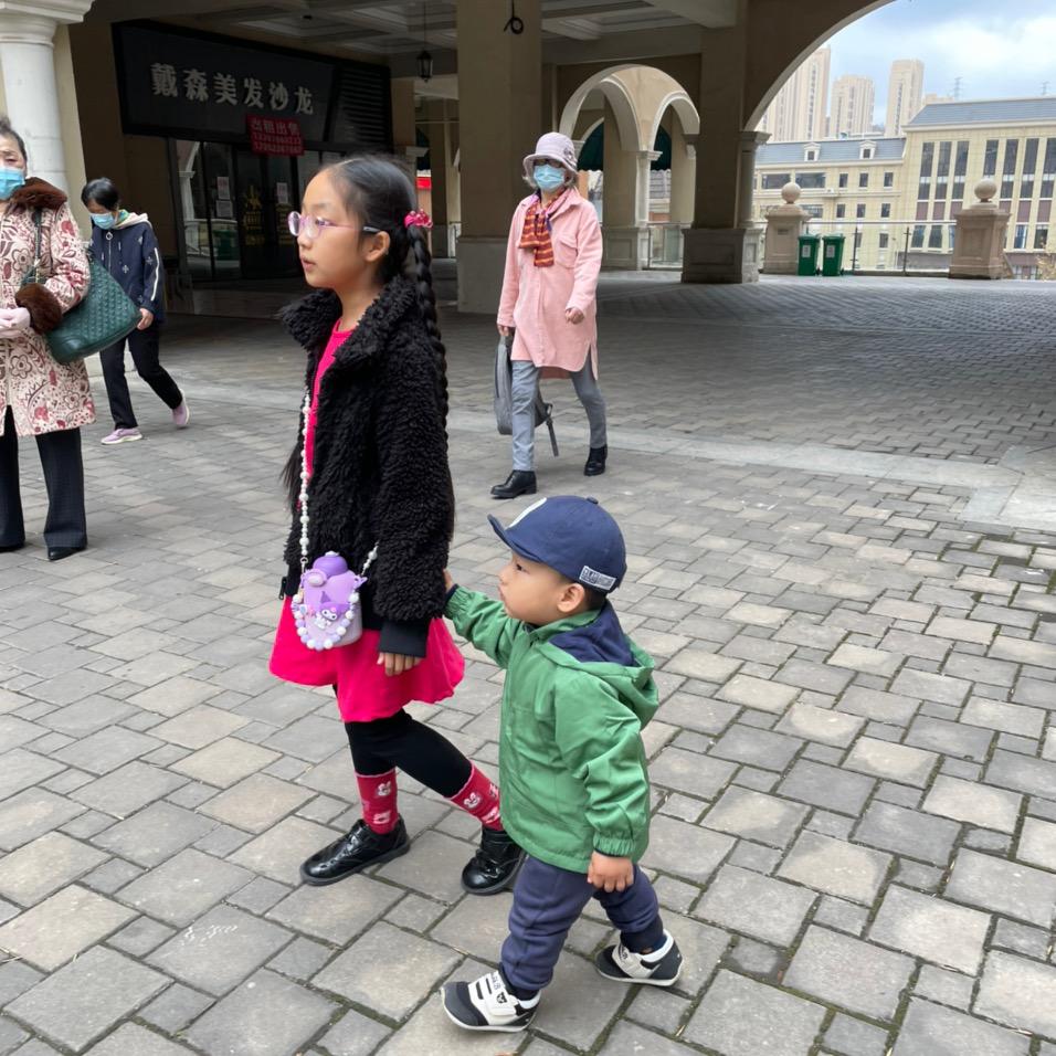 七彩的小灯笼