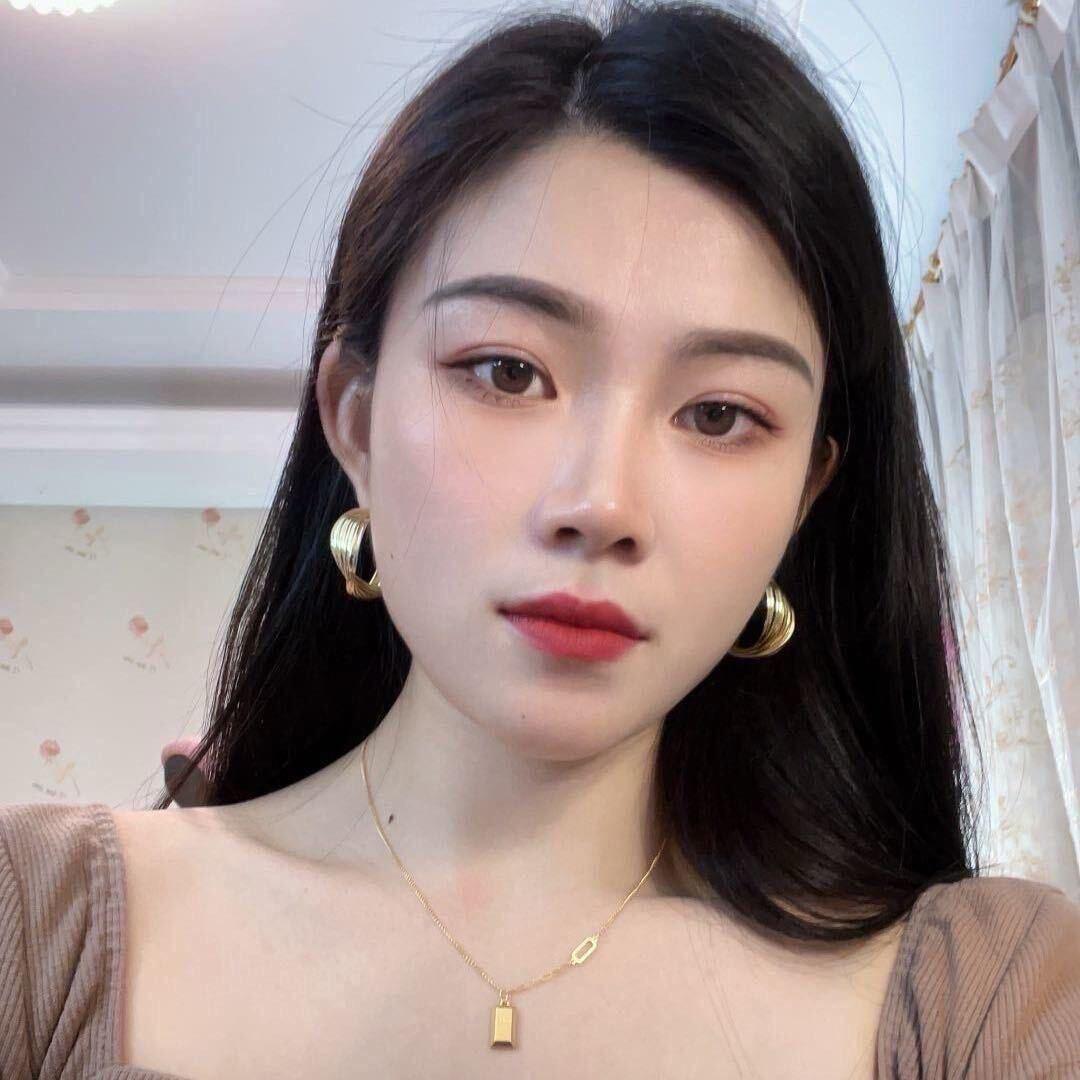笑笑超级甜.